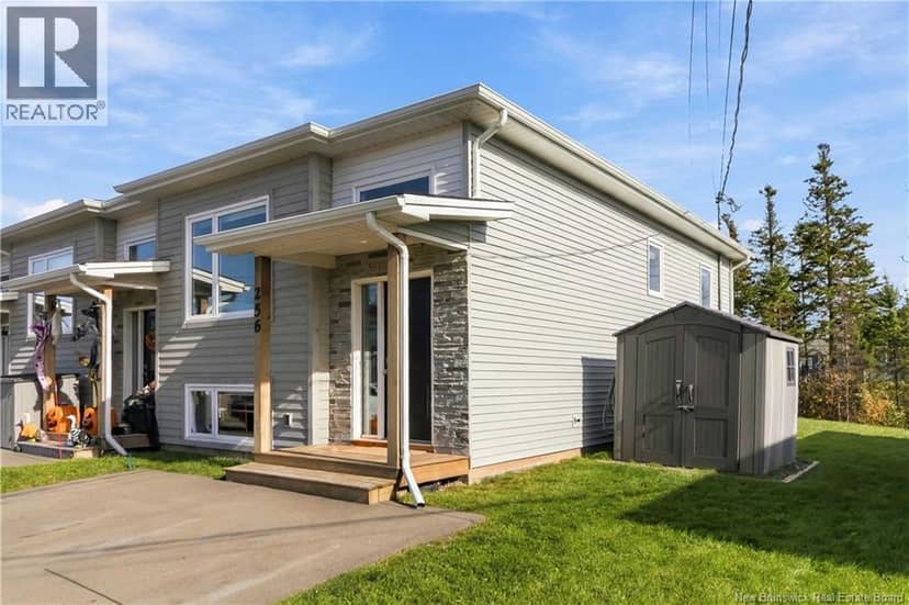 256 Falcon Drive, Moncton, photo 2