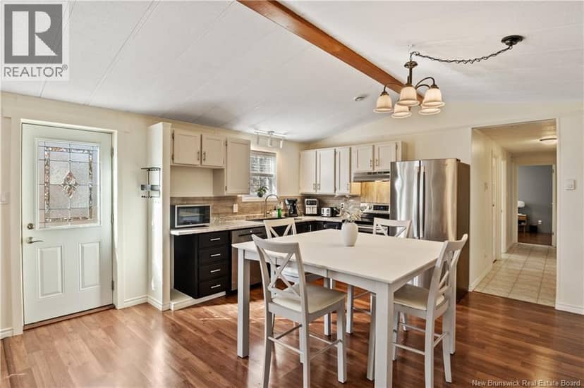 12 Pheasant Street — photo 15 of 32