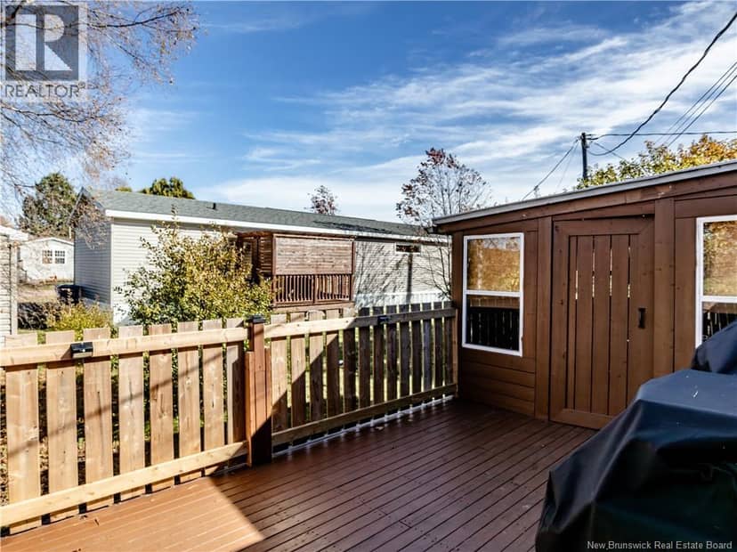 12 Pheasant Street — photo 9 of 32
