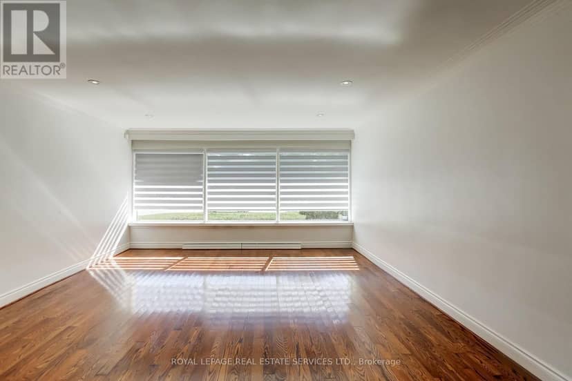 75 Ravensbourne Crescent, Toronto, photo 7
