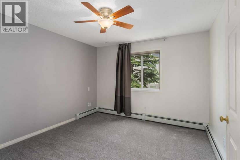 217, 26 Country Hills View NW — photo 10 of 29