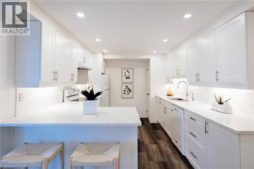 265 WESTCOURT Place Unit# 202 — photo 23 of 40