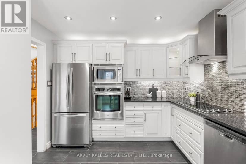 59 Cameron Avenue — photo 13 of 39
