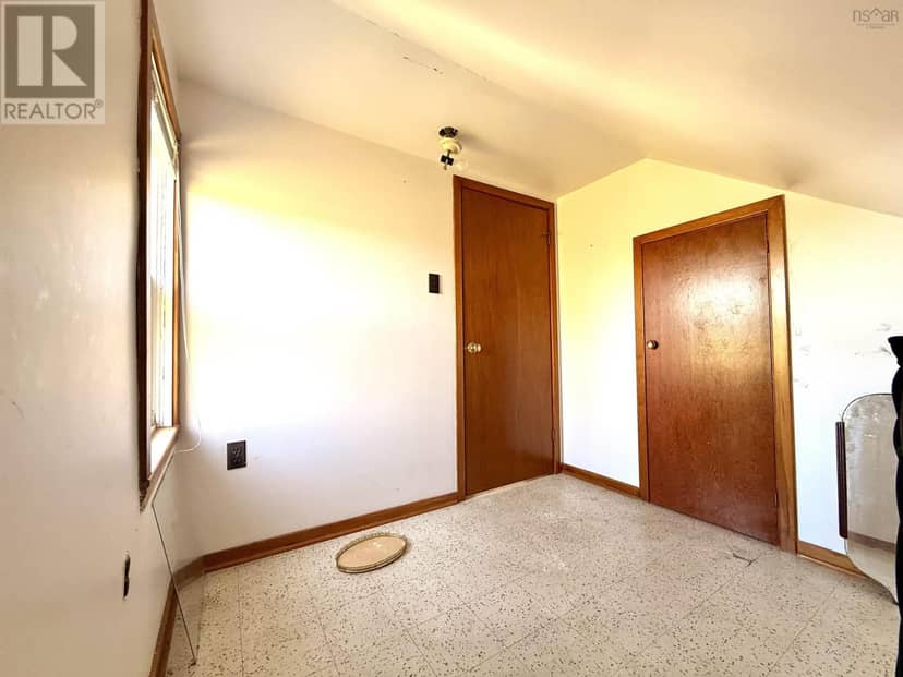 104 North Street — photo 20 of 28