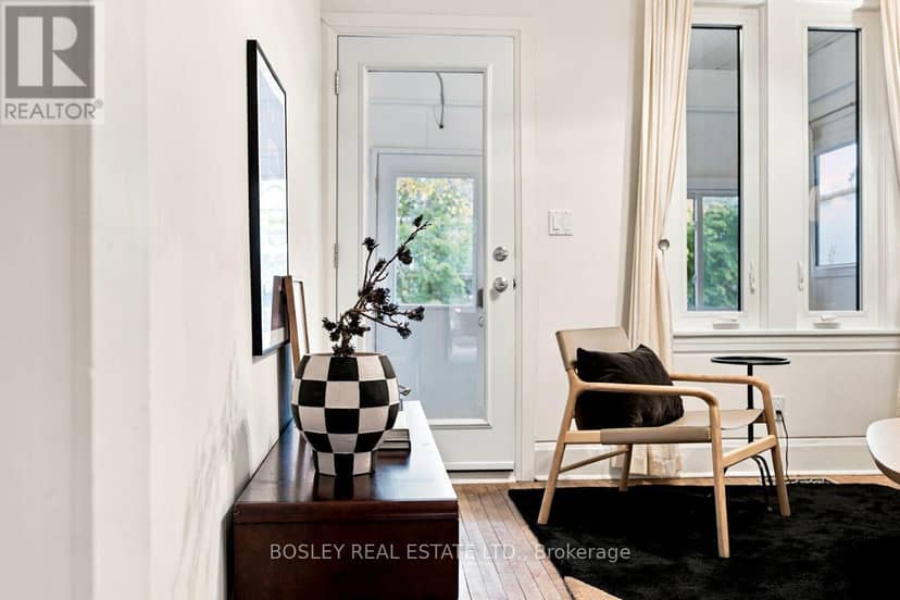 158 Bastedo Avenue, Toronto, photo 3