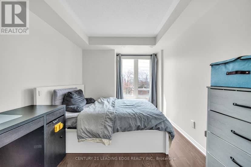 53 - 653A Warden Avenue — photo 18 of 40