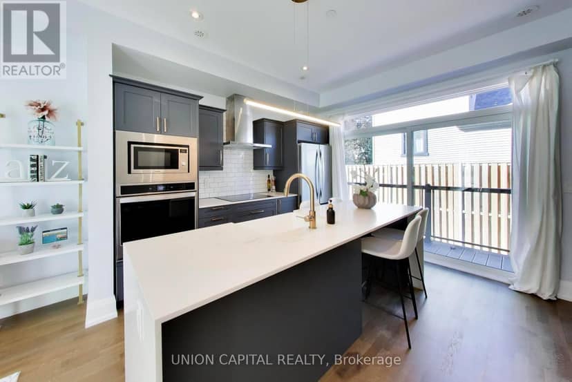 952 Dundas Street E — photo 12 of 40