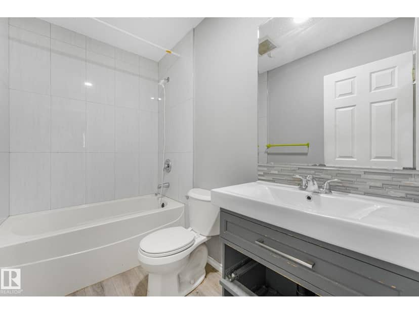 11716 130 ST NW — photo 20 of 40