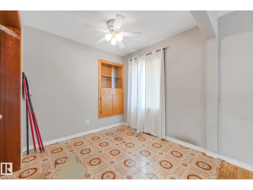 11716 130 ST NW — photo 10 of 40