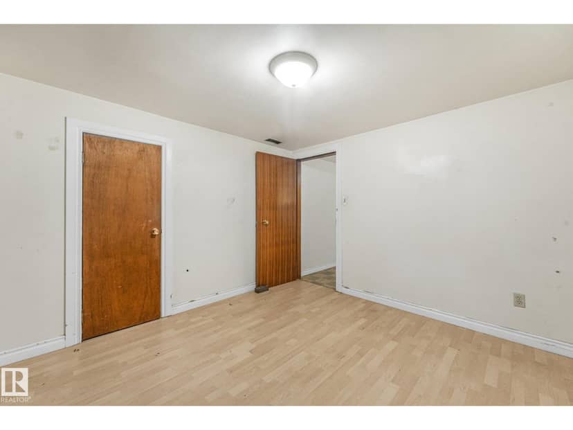 11716 130 ST NW — photo 32 of 40