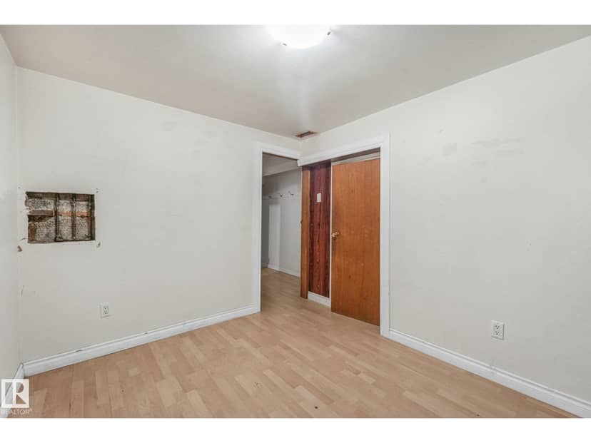 11716 130 ST NW — photo 35 of 40