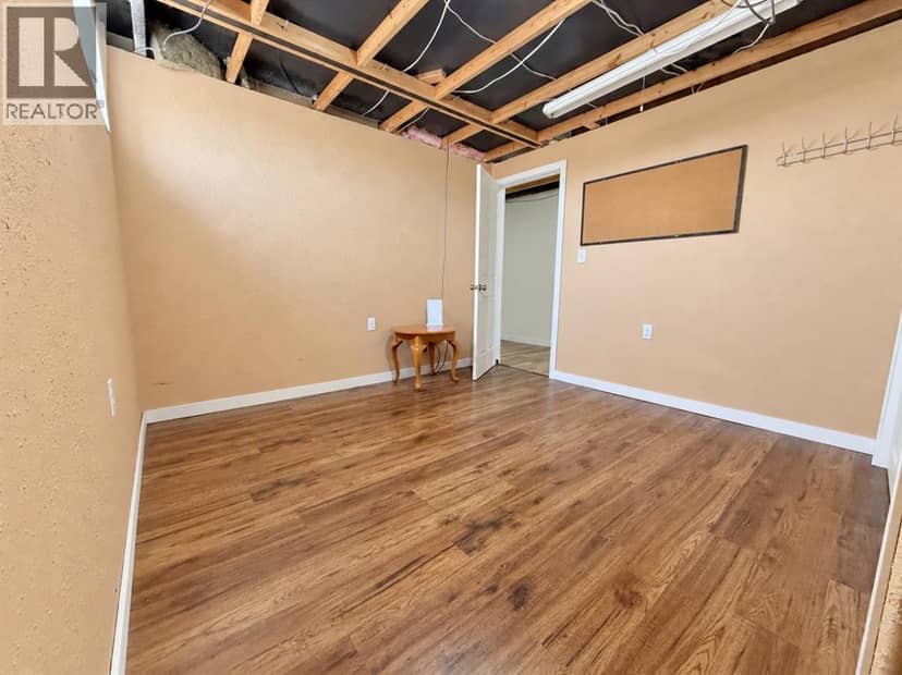 445016 Rg Rd 15 — photo 21 of 40
