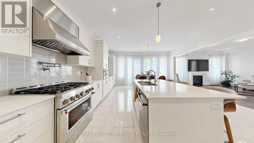9 Backhouse Drive, Richmond Hill, photo 6