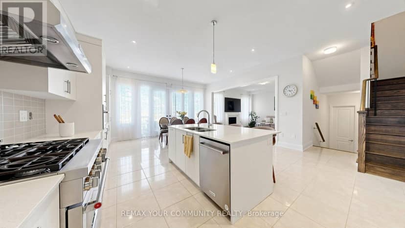 9 Backhouse Drive, Richmond Hill, photo 7