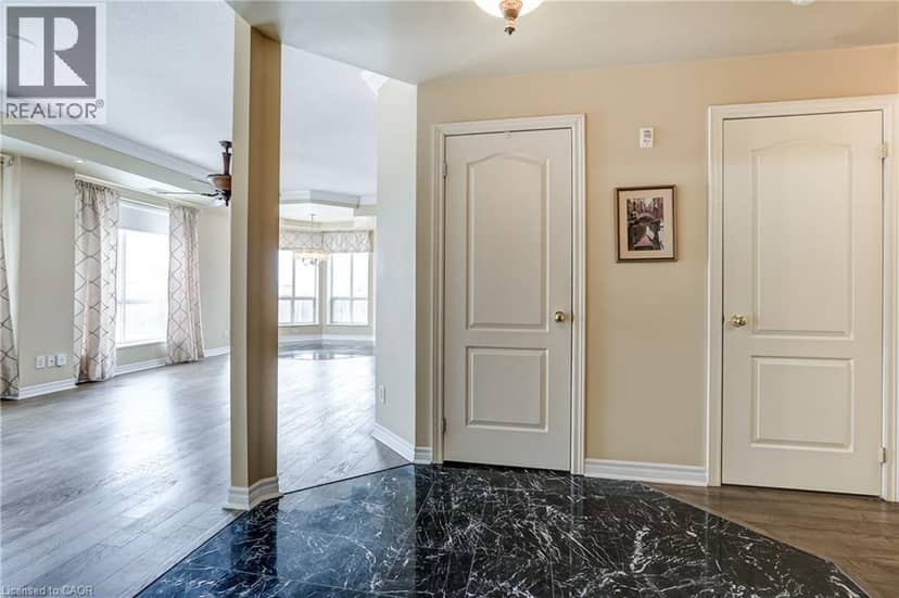 483 FAITH Drive Unit# 301 — photo 11 of 40