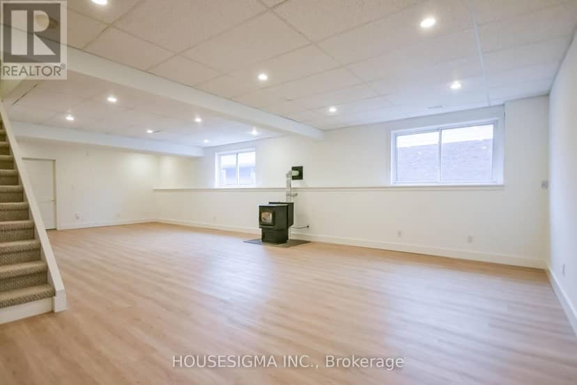 3965 Parkside Drive — photo 31 of 40