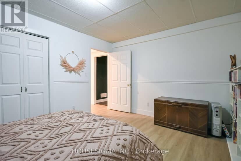 3965 Parkside Drive — photo 35 of 40
