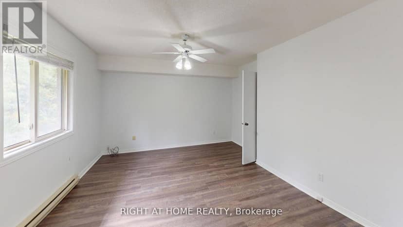 304 - 25 Meadow Lane, Barrie, photo 3