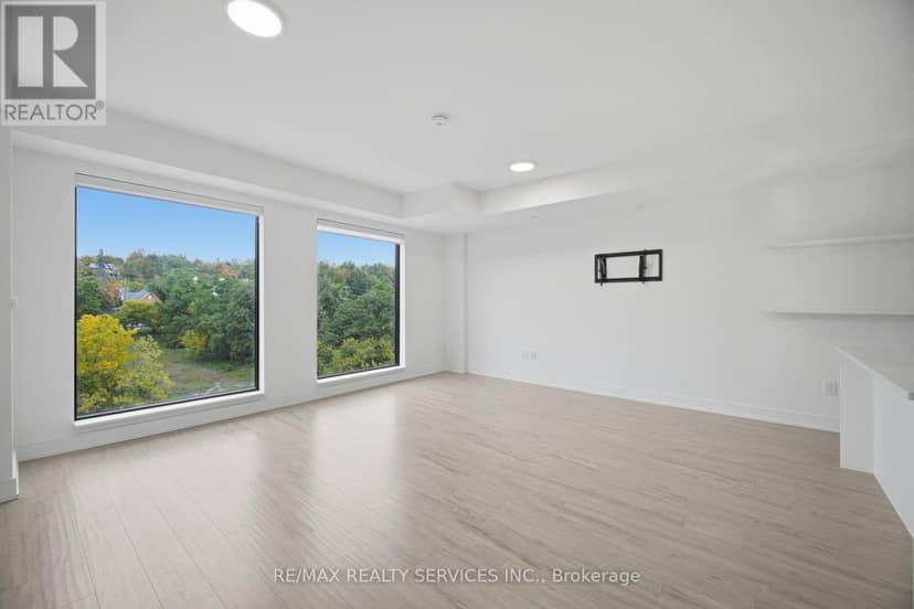 620 - 185 Dunlop Street E — photo 14 of 40