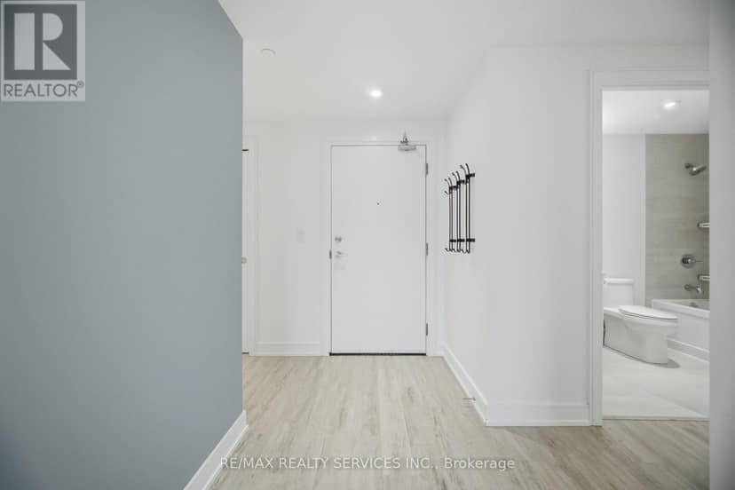 620 - 185 Dunlop Street E, Barrie, photo 6