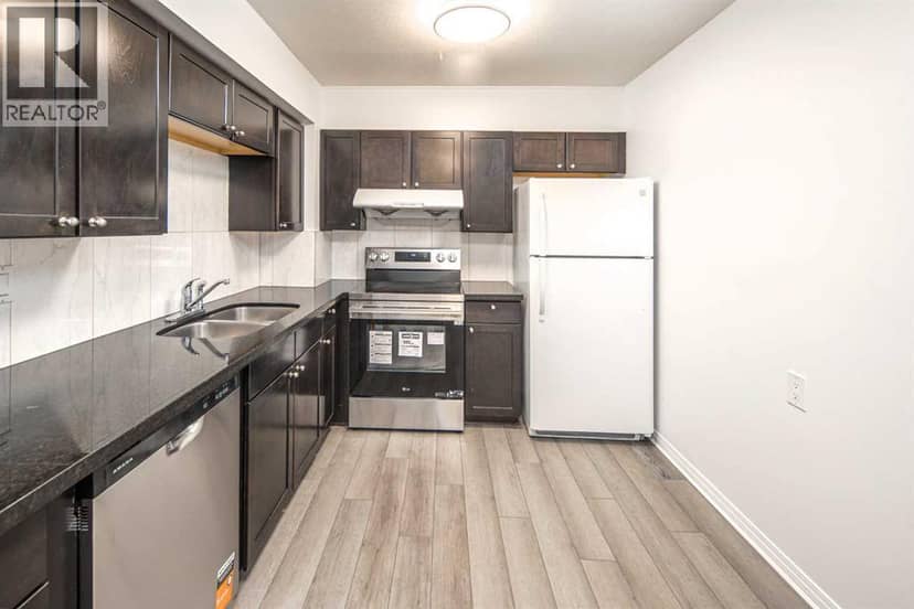 2, 6420 4A Street NE, Calgary, photo 7
