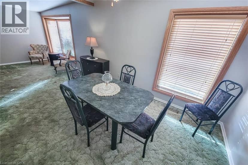 286 MOHAWK Road W, Hamilton, photo 6