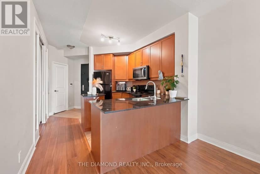 1505 - 90 Absolute Avenue — photo 12 of 29
