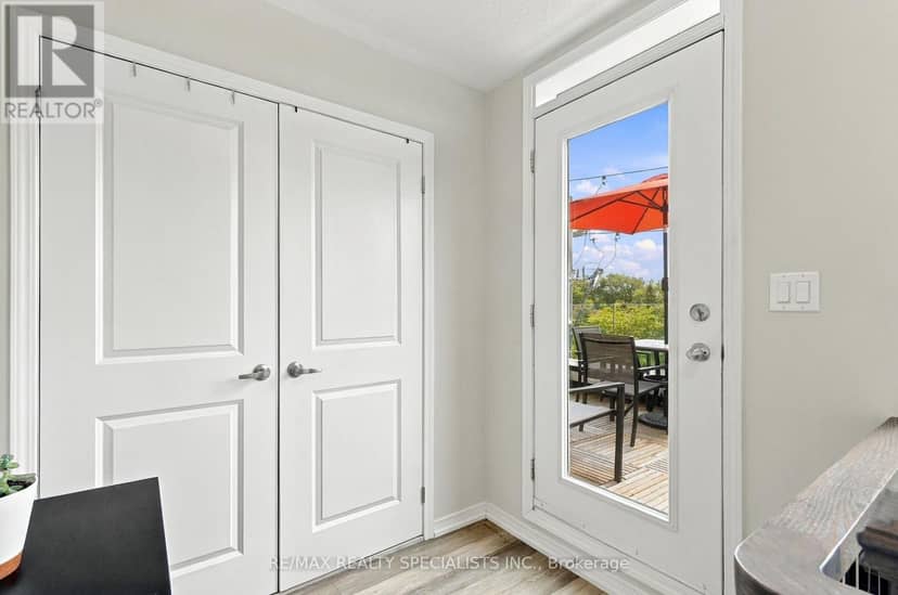 5 - 24 Fieldway Road — photo 40 of 40