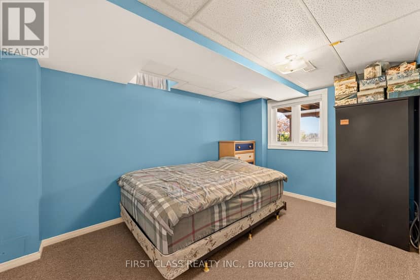 38 Pacific Wind Crescent — photo 36 of 40