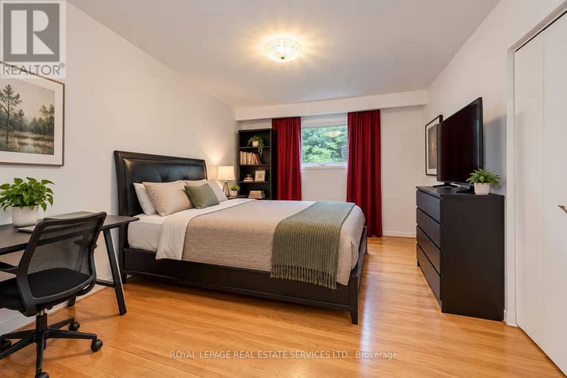 130 Solingate Drive — photo 20 of 33