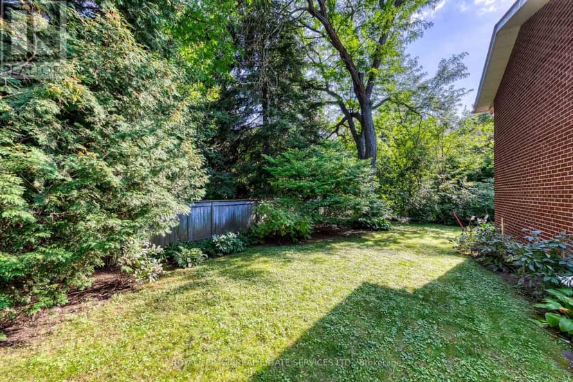 130 Solingate Drive — photo 32 of 33