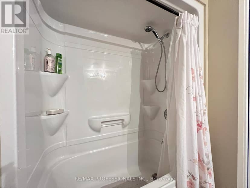 107 - 1390 Main Street E — photo 21 of 34