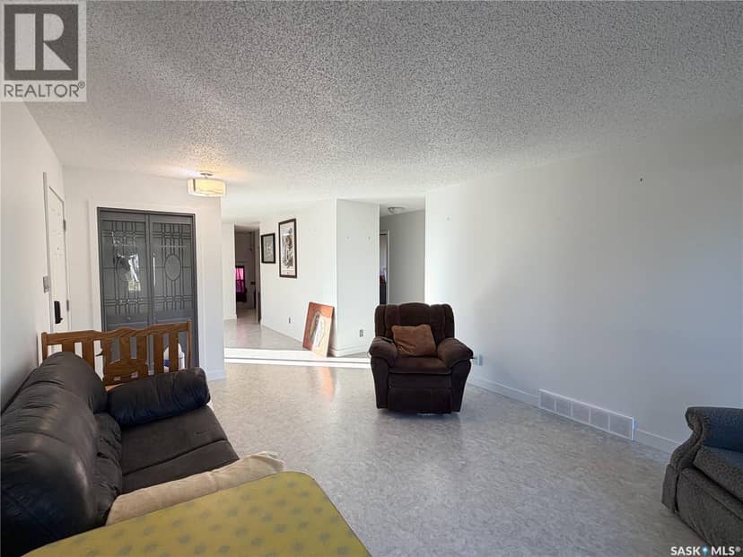 64 Dunfield CRESCENT, Meadow Lake, photo 4