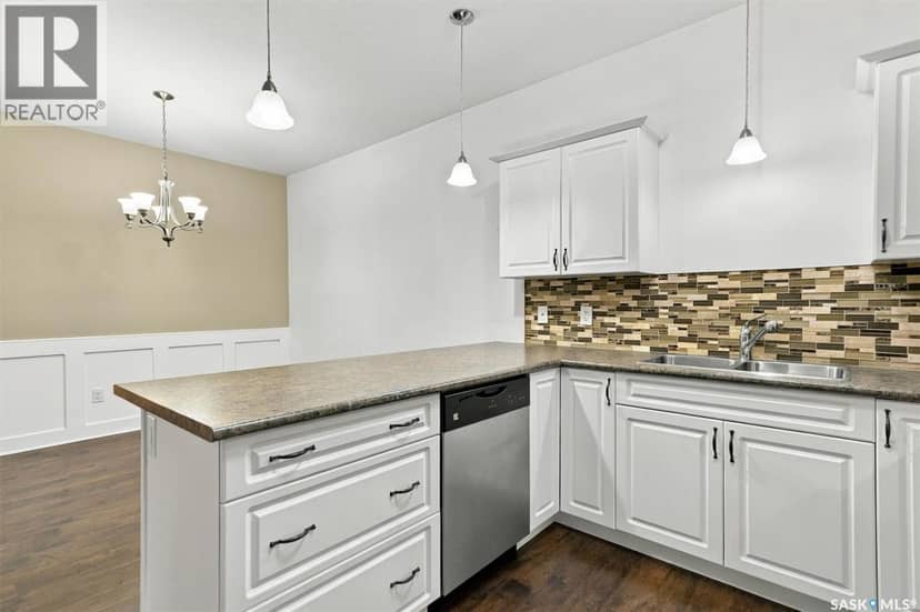 417 Langer PLACE — photo 12 of 38