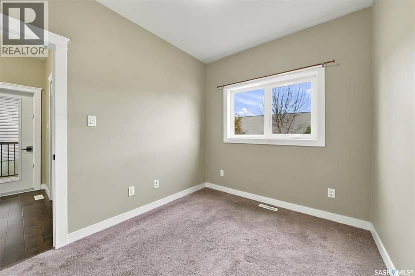 417 Langer PLACE — photo 22 of 38