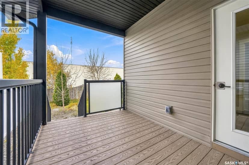 417 Langer PLACE — photo 33 of 38