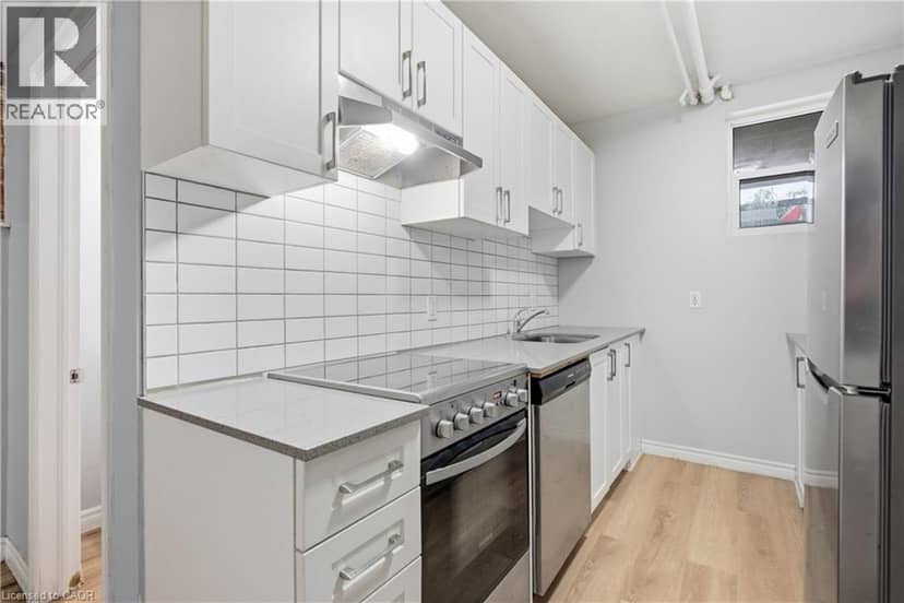 1539-1547 BARTON Street E — photo 15 of 26