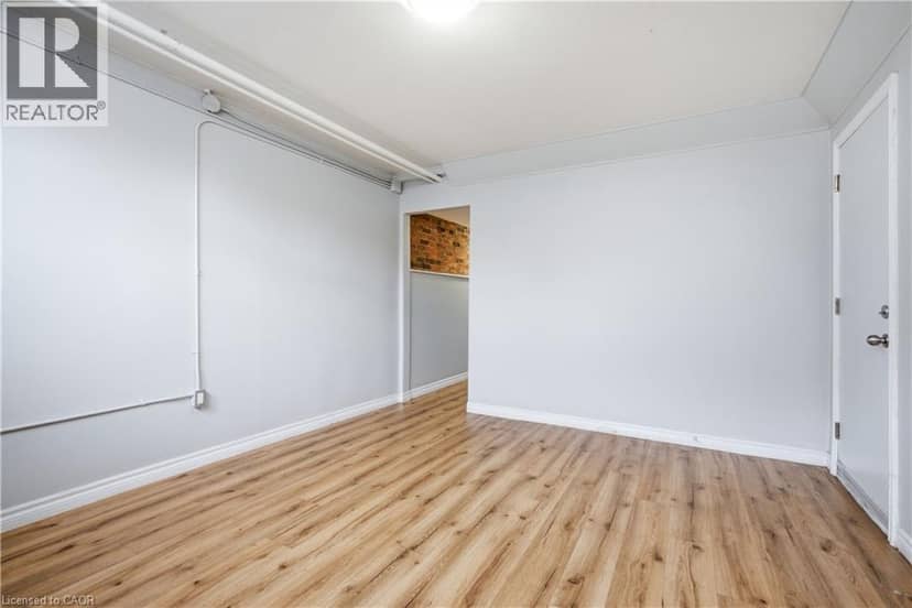 1539-1547 BARTON Street E — photo 19 of 26