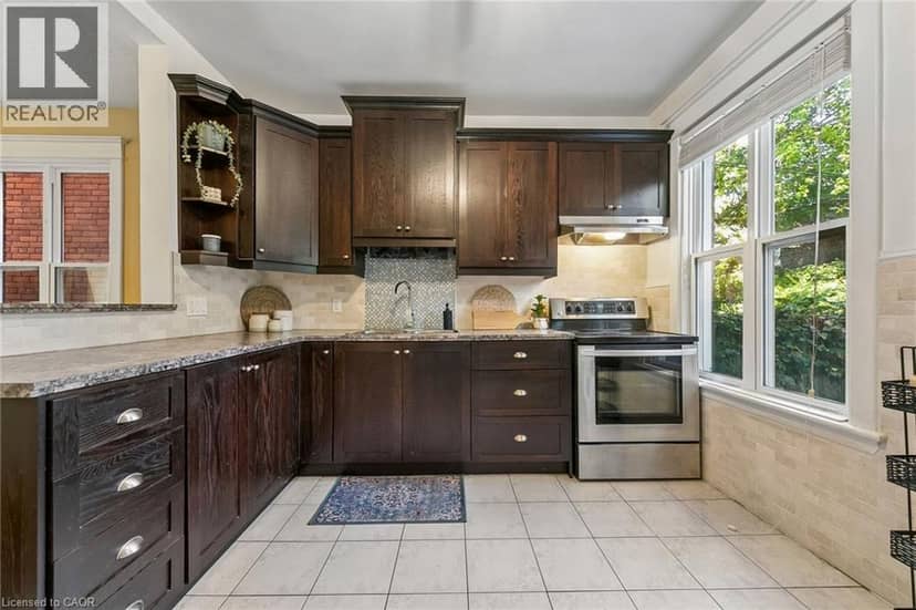 36 HOLTON Avenue N — photo 17 of 35
