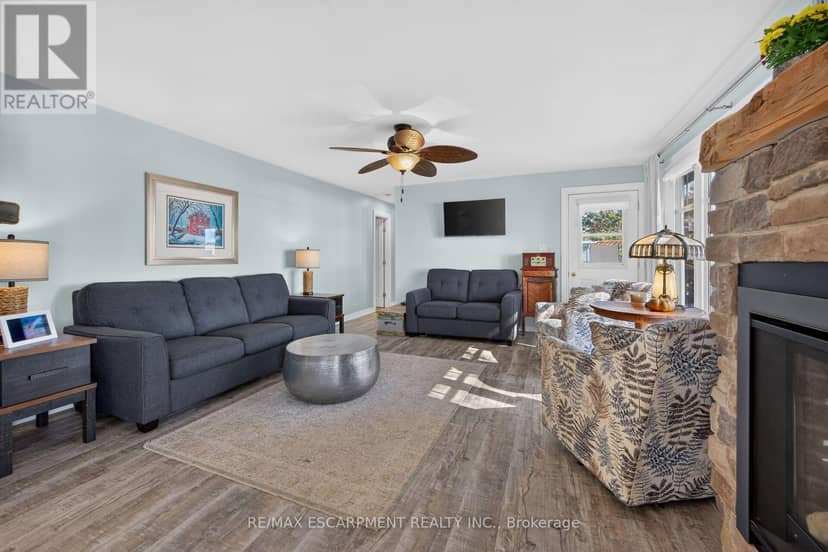233 Blue Water Parkway — photo 11 of 40