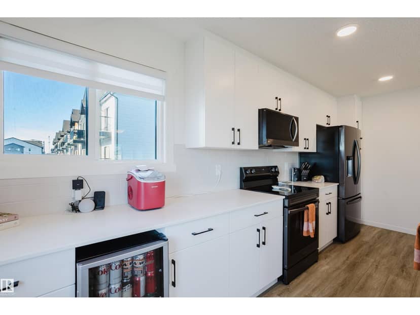 #49 850 Secord BV NW, Edmonton, photo 8
