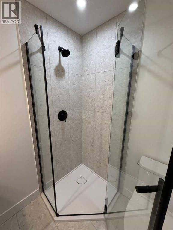4505 53 Avenue — photo 23 of 40