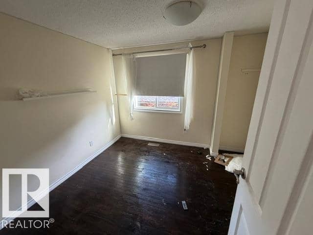 12247 144 AV NW — photo 17 of 37