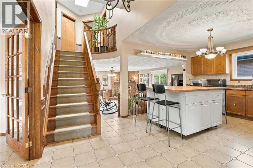 42 LASILA Court — photo 9 of 40