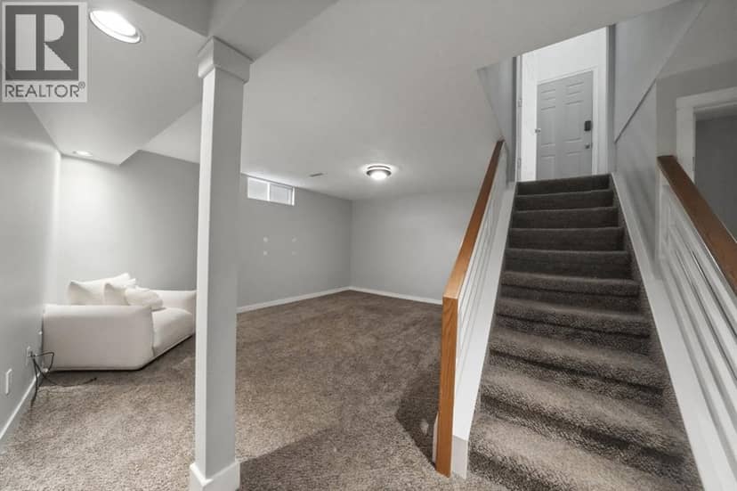 61 Chappel Drive — photo 20 of 34