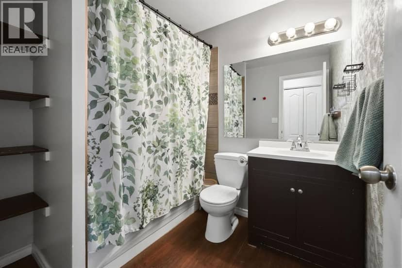 61 Chappel Drive — photo 18 of 34