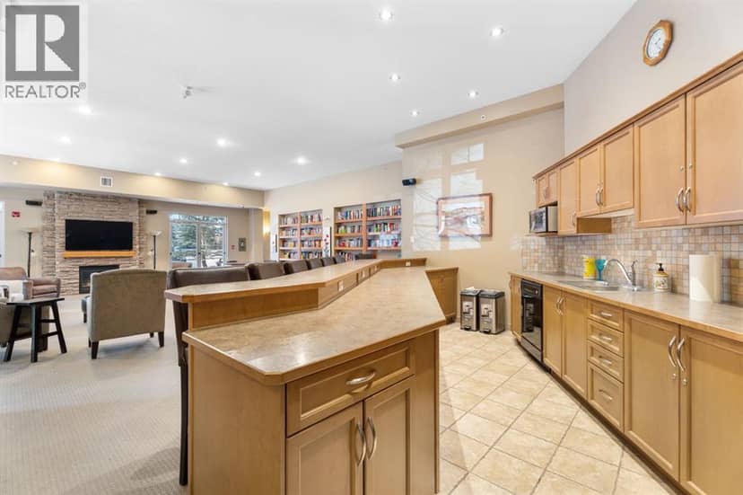 2113, 92 Crystal Shores Road — photo 36 of 40