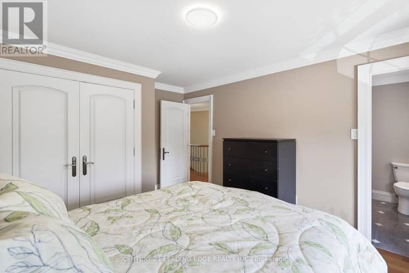 40 Arista Gate — photo 32 of 40