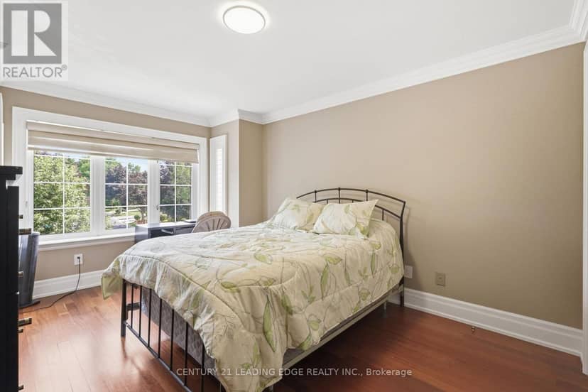 40 Arista Gate — photo 31 of 40