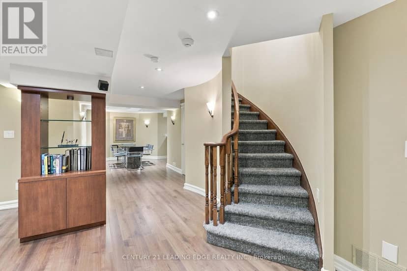 40 Arista Gate — photo 38 of 40